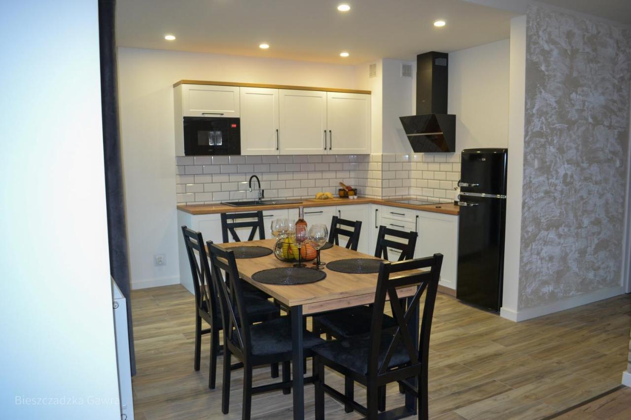 Apartament Caloroczny Bieszczadzka Gawra Ustrzyki Dolne Ngoại thất bức ảnh
